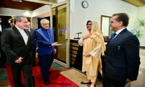 Abbas Araghchi Giat di Pakistan dan Oman, Sementara Envoy AS Dibatalkan: Diplomasi Iran di Titik Puncak