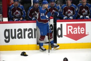 Avalanche sweep Kings: MacKinnon bintang, Avs catat 4-0 di babak pertama Playoff