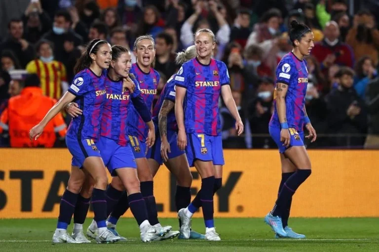 Barcelona Femeni Raih Gelar Liga F ke-7 Berturut-turut Usai Kemenangan 4-1 atas Espanyol