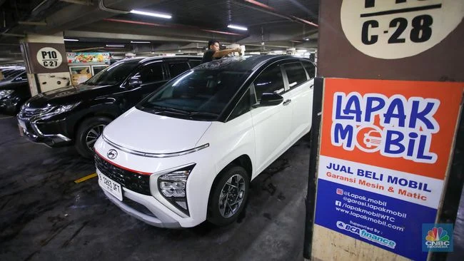 Harga Mobil Diesel Bekas Melonjak? Ini Update Terbaru di WTC Mangga Dua