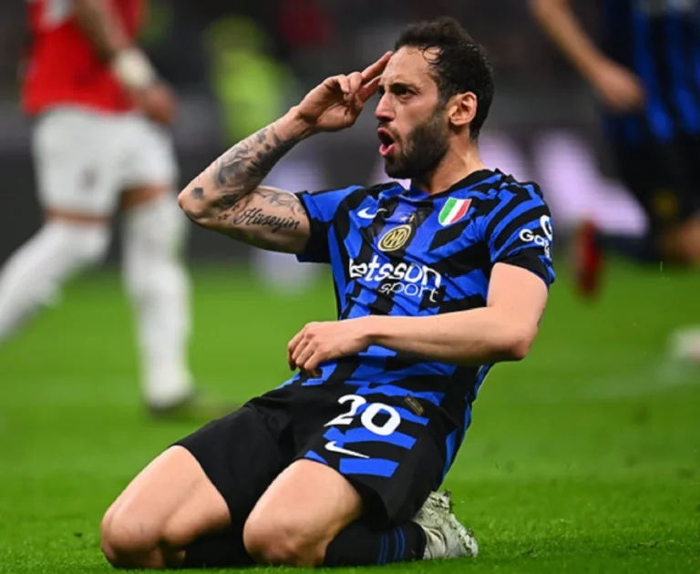 Inter vs Como: Comeback Epik Inter Milan Raih Tiket Final Coppa Italia 2025/2026