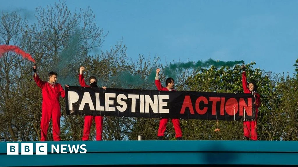 Kelompok Pro-Palestina Serbu Pabrik Drone Elbit Systems di Leicester, Inggris: Aksi Mengejutkan