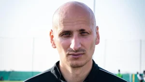 Konyaspor Tolak Asisten Pelatih Jonjo Shelvey, Pilihan Baru Mengguncang Ambisi Musim Depan