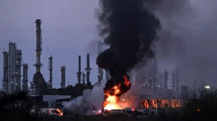 Krisis Minyak Iran Dorong UE Impor Bahan Bakar Jet dari AS, Langkah Cegah Chaos Penerbangan Global