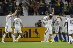 Marco Reus Gempar, LA Galaxy vs Real Salt Lake: Kemenangan 2-1 di Upacara Patung Cobi Jones