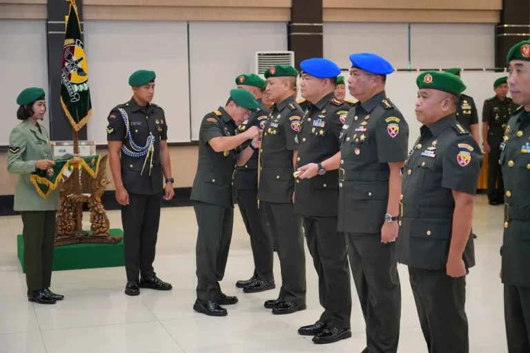 Mayjen Piek Budyakto Lantik 137 Bintara Infanteri, Tekankan Disiplin dan Kesiapan Hadapi Dinamika Tugas