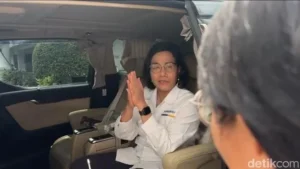 Menteri Dalam Negeri Instruksikan Pajak EV Nol, Gubernur Diminta Bebaskan Biaya Kendaraan Listrik