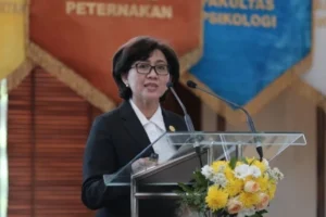 Ova Emilia: Rekam Jejak Rektor UGM yang Menginspirasi Transformasi Pendidikan Tinggi di Indonesia