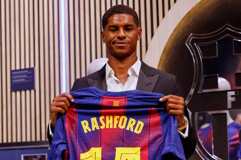 Transfer Marcus Rashford Panas: Barcelona Usulkan Proposal Baru, Saha Sarankan Pindah, McCoist Lihat Peluang di Arsenal, dan Insiden Rasis Menambah Sorotan