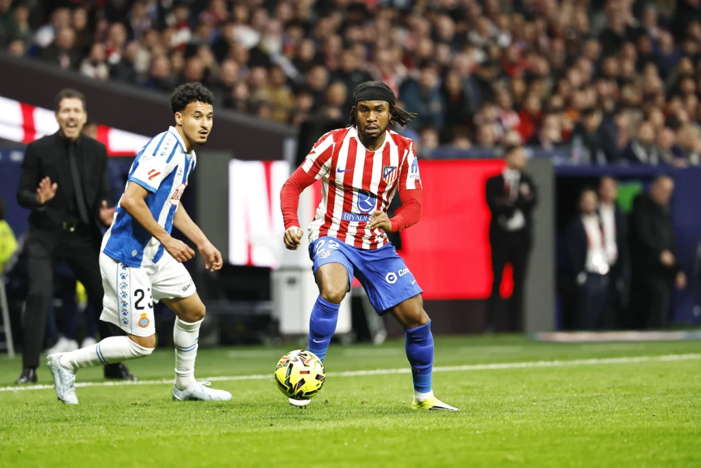 Ademola Lookman Bikin Geger: Simeone Pujian, Arsenal Gagal Menahan Penyerangan!