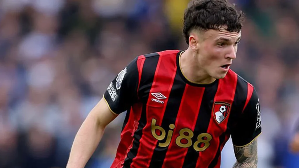 Alex Jimenez Dikskors Bournemouth Setelah Terlibat Skandal Chat Tak Pantas dengan Gadis di Bawah Umur