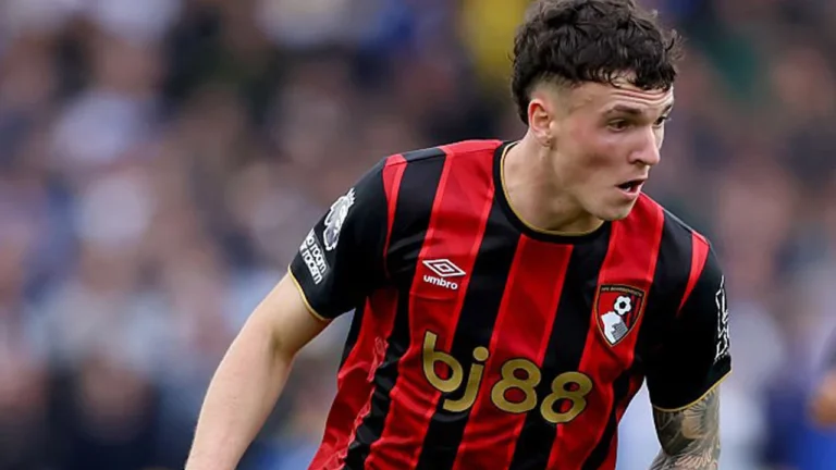Alex Jimenez Dikskors Bournemouth Setelah Terlibat Skandal Chat Tak Pantas dengan Gadis di Bawah Umur