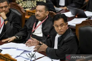 Amien Rais Tuduh Prabowo Hoaks, Pemerintah Siapkan Tindakan Hukum – Kontroversi Memanas