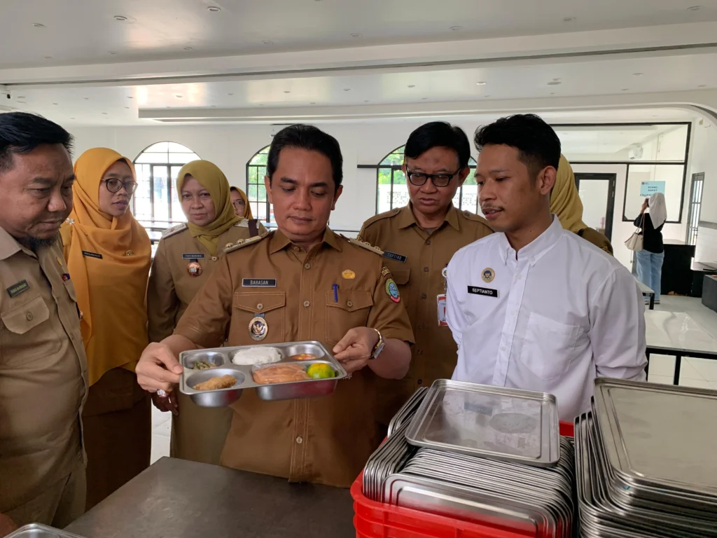 BEM IPB Gigit Keras: Tolak Dapur MBG di Kampus, Desak BGN Lakukan Evaluasi