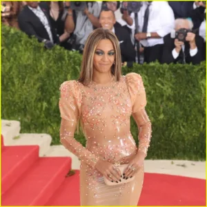Beyoncé Met Gala 2026: Comeback Spektakuler dengan Gaun Berlian dan Blue Ivy