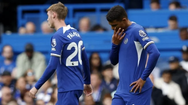 Chelsea Terpuruk di Tengah Kekacauan: Analisis Kegagalan di Stamford Bridge