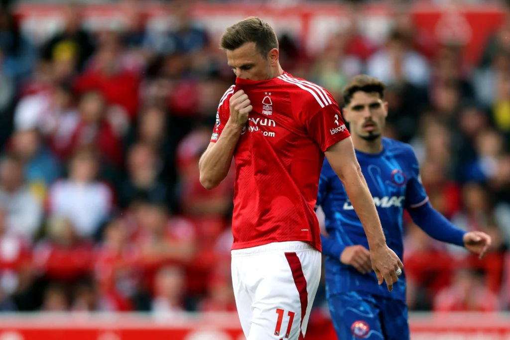 Chris Wood: Penyerang Kuat Nottingham Forest Siap Guncang Chelsea di Stamford Bridge