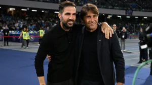 Conte puji Fabregas, Gelandang Napoli Dihujani Pujian Usai Drama Laga Como vs Napoli