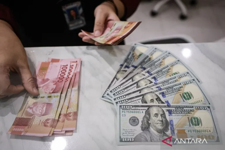 Dolar AS Melemah, NFP Siap Picu Pecahan GBP/USD dan EUR/USD?