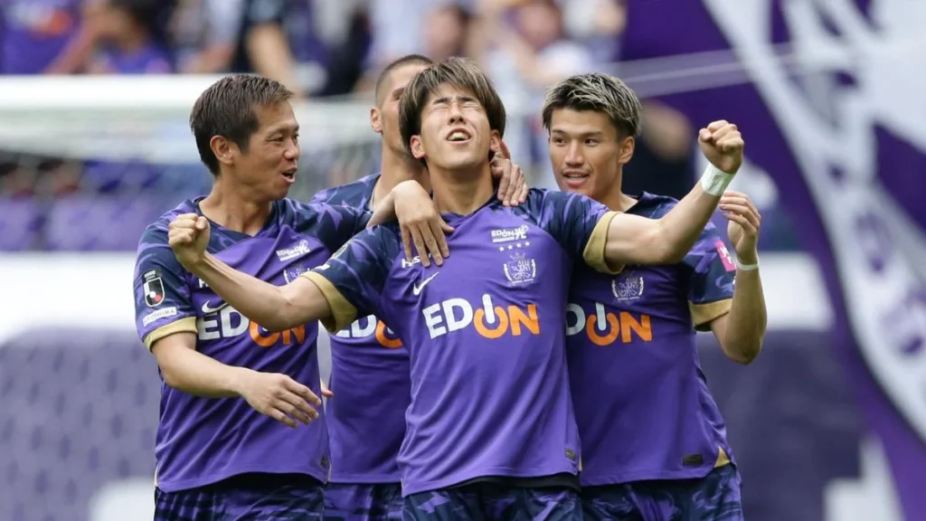 Drama 1-1 antara Sanfrecce Hiroshima dan Vissel Kobe: Analisis Pertandingan dan Imbasnya di J1 League