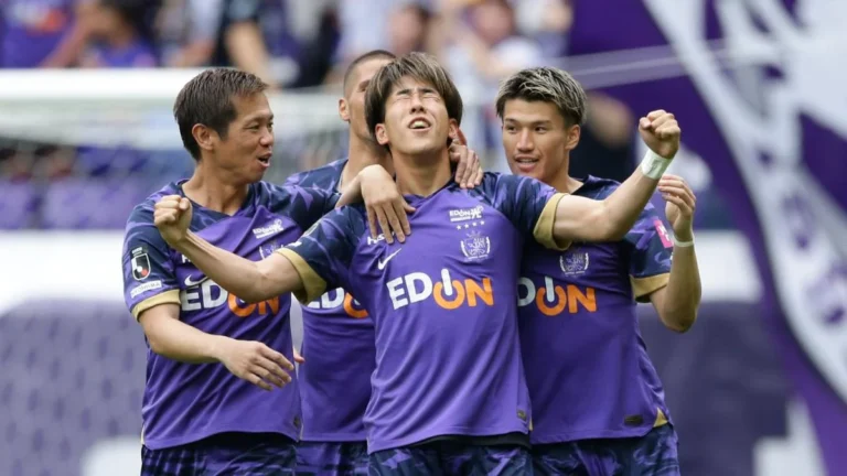 Drama 1-1 antara Sanfrecce Hiroshima dan Vissel Kobe: Analisis Pertandingan dan Imbasnya di J1 League
