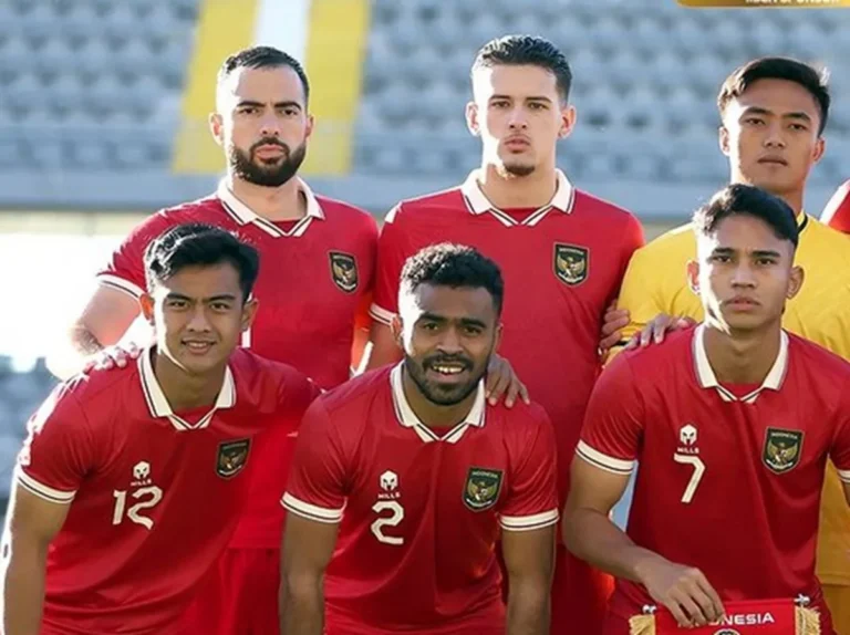 Drama Dua Bintang Timnas Indonesia di Eropa: Berlomba Mengamankan Tiket Liga Champions 2026/27
