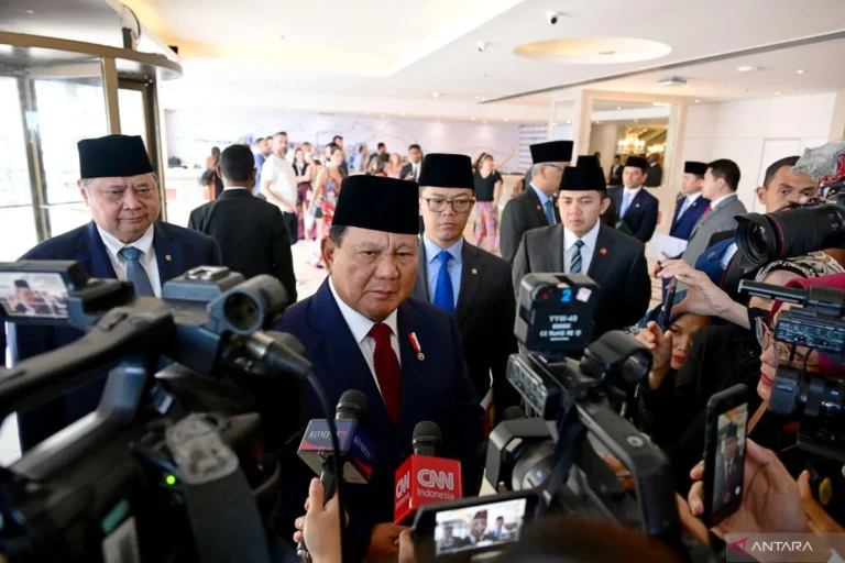 Gelombang Denda Besar: OJK, DJP, dan Saudi Tegaskan Sanksi Finansial di Indonesia