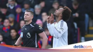 Ibu Joshua Henderson Berbicara Setahun Setelah Kematian Putranya Akibat Kolaps di Latihan Sepak Bola Bolton