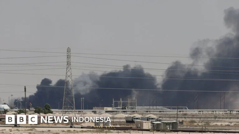 Iran-UAE: Ketegangan Memuncak Setelah Tuduhan Serangan Drone ke Fasilitas Minyak Fujairah