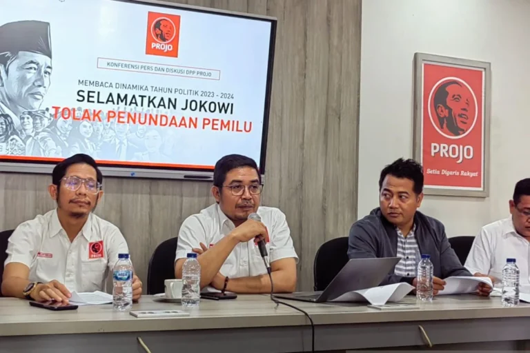 Jokowi Bukan Milik Kelompok atau Partai Tertentu, Ini Penjelasan Sekjen Projo