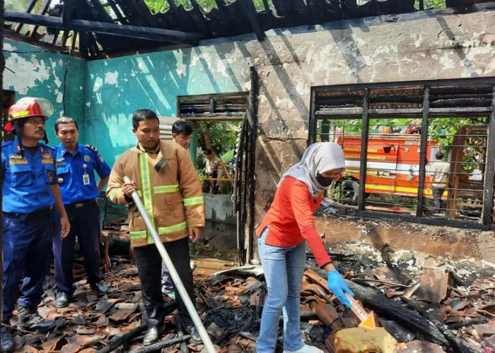 Kebakaran Anisa Rahma: Rumah Masa Kecil Hancur, Dokumen dan Barang Berharga Ludes