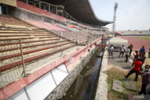 Kerusuhan di Stadion dan Jalanan: Dari Jayapura hingga Rusia