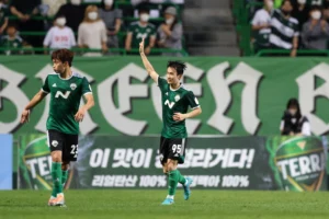 Kim Moon-hwan Angkat Daejeon Hana Citizen ke Panggung Dunia: Peran Kunci di Timnas dan Persaingan dengan FC Seoul