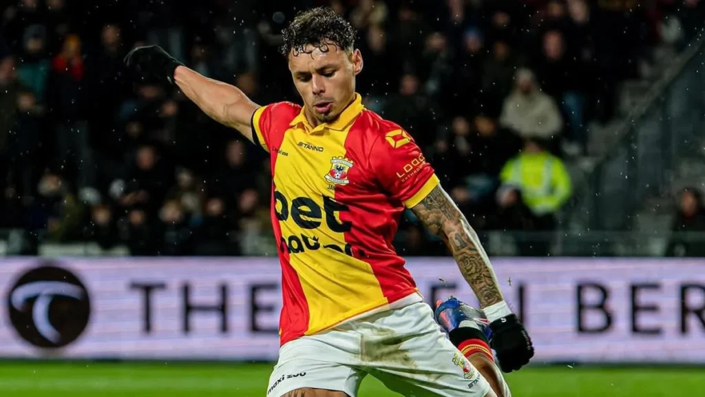 Kontroversi Paspor Dean James Guncang NAC Breda: 133 Pertandingan Eredivisie Terancam Ulang