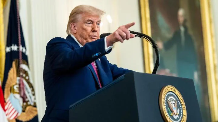 Mengapa Teori Politik Tradisional Gagal Mengurai Sikap Unik Donald Trump