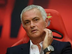 Mourinho Tak Pernah Kalah, Tapi Gagal Juara: Drama Benfica di Akhir Musim 2025/2026