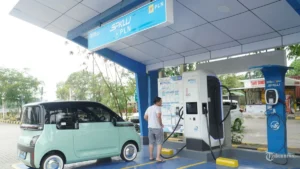 Pemerintah Siapkan Insentif Kendaraan Listrik untuk Tekan Konsumsi BBM