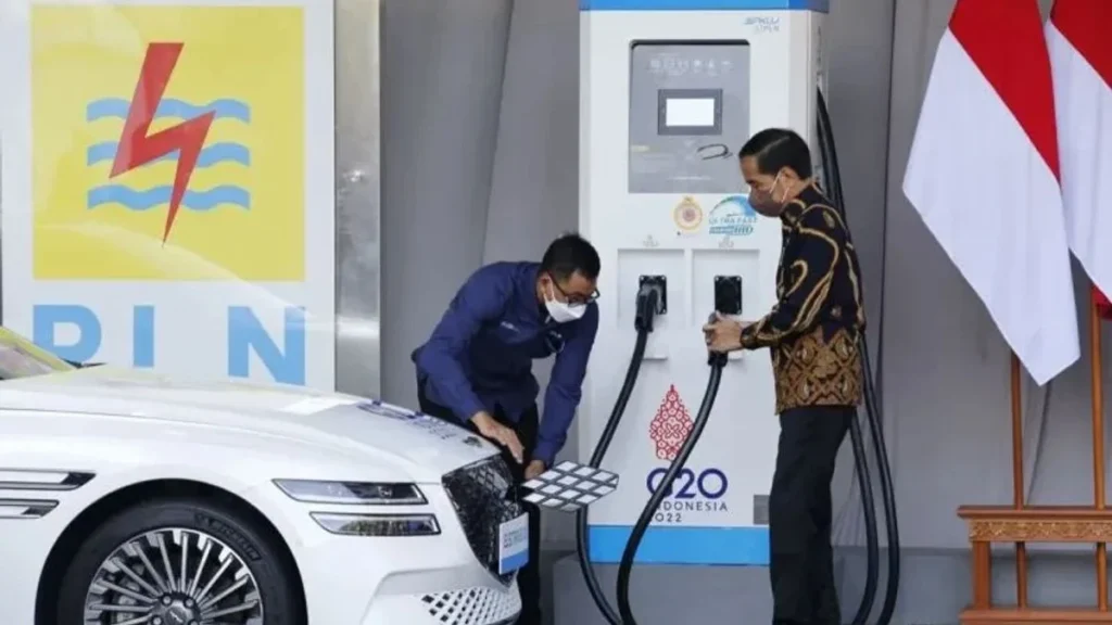 Pemerintah Siapkan Insentif Pembelian Kendaraan Listrik Berbasis Nikel