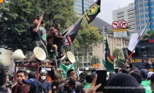 Pemerintah Turun Tangan, Potongan Komisi Ojol Ditekan 8 Persen