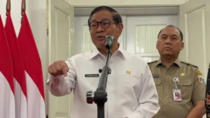 Penggerebekan Markas Judi Online di Hayam Wuruk, Pramono Anung Minta Penegakan Hukum yang Tegas