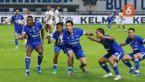 Persib Bandung Kukuh di Puncak Klasemen Super League 2025/2026
