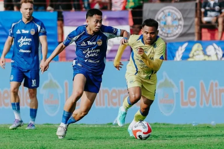 Persib Bandung vs PSIM Yogyakarta: Laga Penentu di Puncak BRI Super League
