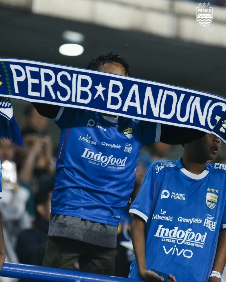 Persib Tegakkan Puncak Klasemen Liga 1 Usai Kemenangan Tipis atas PSIM