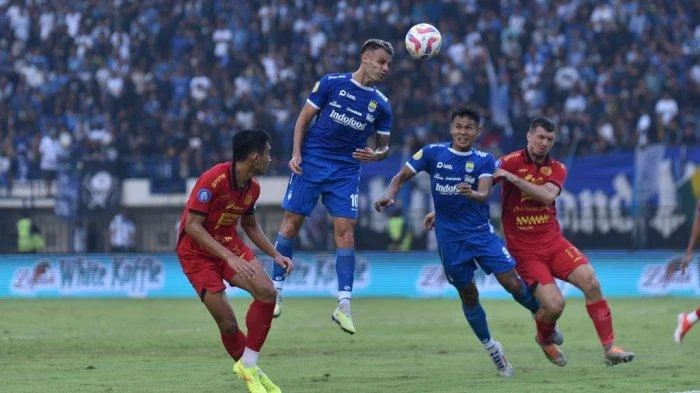Persija Vs Persib: Pertarungan Sengit di Stadion Segiri