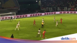 Persija vs Persik: Kebangkitan 3-1 Persija Jakarta di Brawijaya, Strategi Mauricio Souza Berbuah Manis