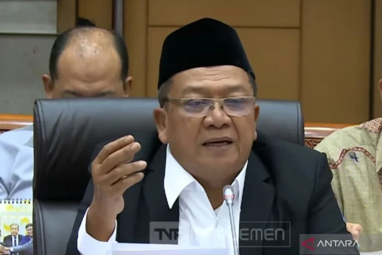 Pimpinan Komisi VIII Tegaskan: Haji Ilegal Harus Dihentikan, Polisi Makkah Tangkap 3 WNI