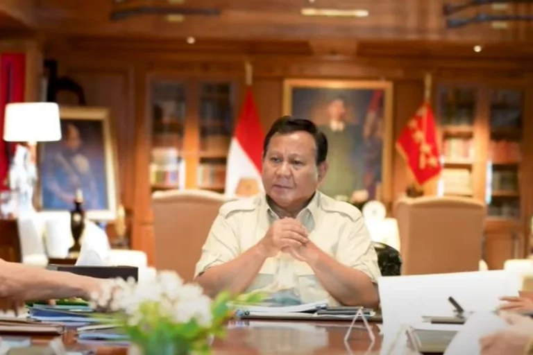 Ratas Hambalang Prabowo Bahas Aspirasi Buruh, Pendidikan Tinggi, dan Pertahanan: Kebijakan Baru untuk Indonesia