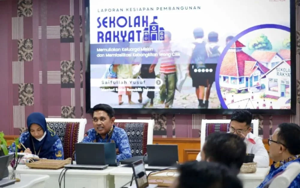 Sekolah Rakyat Merayakan Tahun Pertama: Empati, Data, dan Kontroversi Anggaran Sepatu Rp27 Miliar
