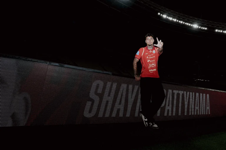 Shayne Pattynama Ungkap Kritik Tajam dan Optimisme Tinggi Menjelang Big Match Persija vs Persib