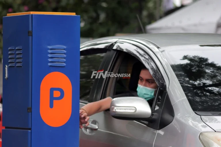 Tarif Parkir Ilegal di Makassar Viral, Jukir Ditahan Polisi